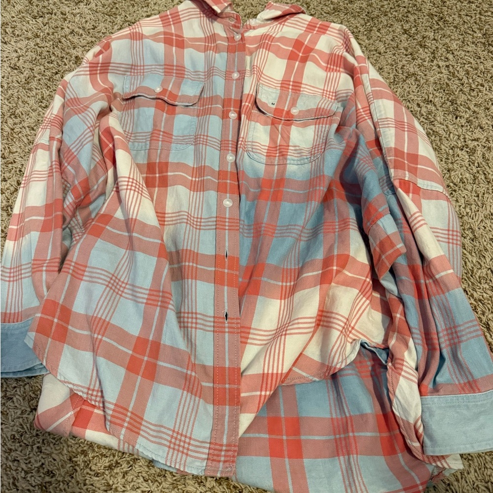 American Eagle Outfitters Red and Blue Plaid Shirt